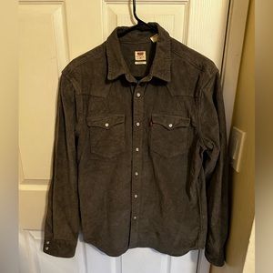Men’s long sleeve Levi’s corduroy button up